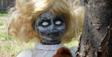 Leyenda de "La niña con cabeza de muñeca"